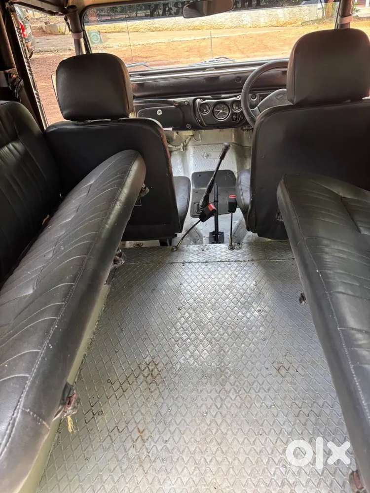 Mahindra Jeep 2009 Diesel Well Maintained
