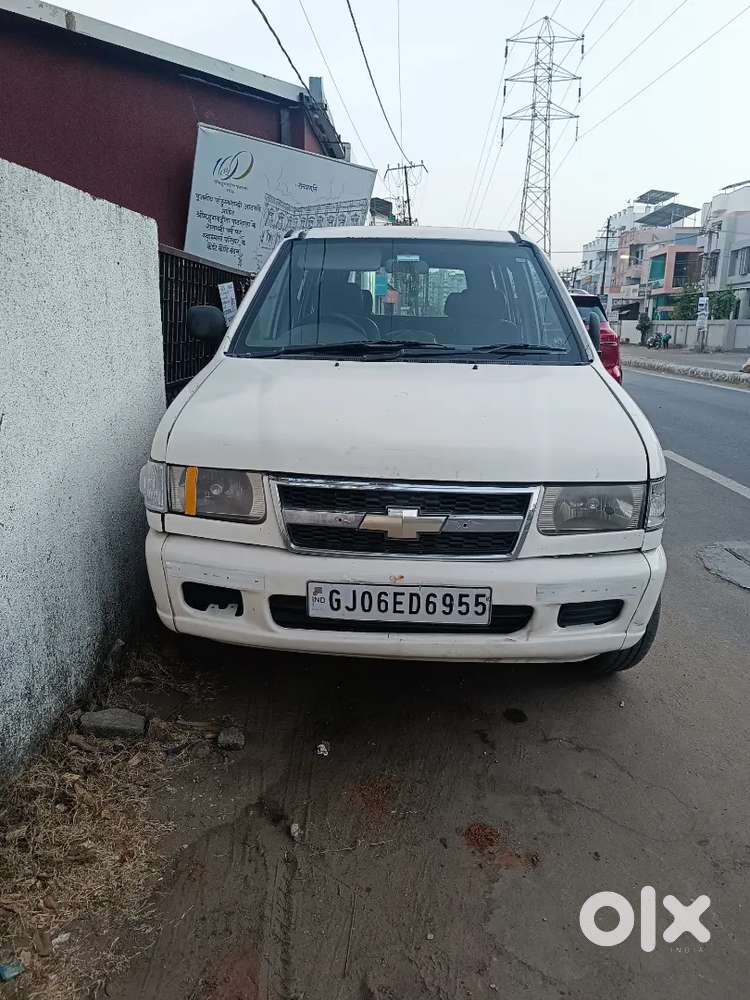 Chevrolet Tavera 2011 Diesel 450720 Km Driven