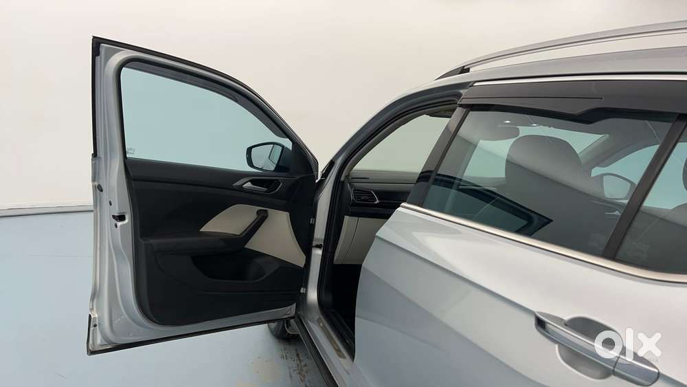 Volkswagen Taigun Topline 1.0 Tsi At (electric Seats), 2022, Petrol