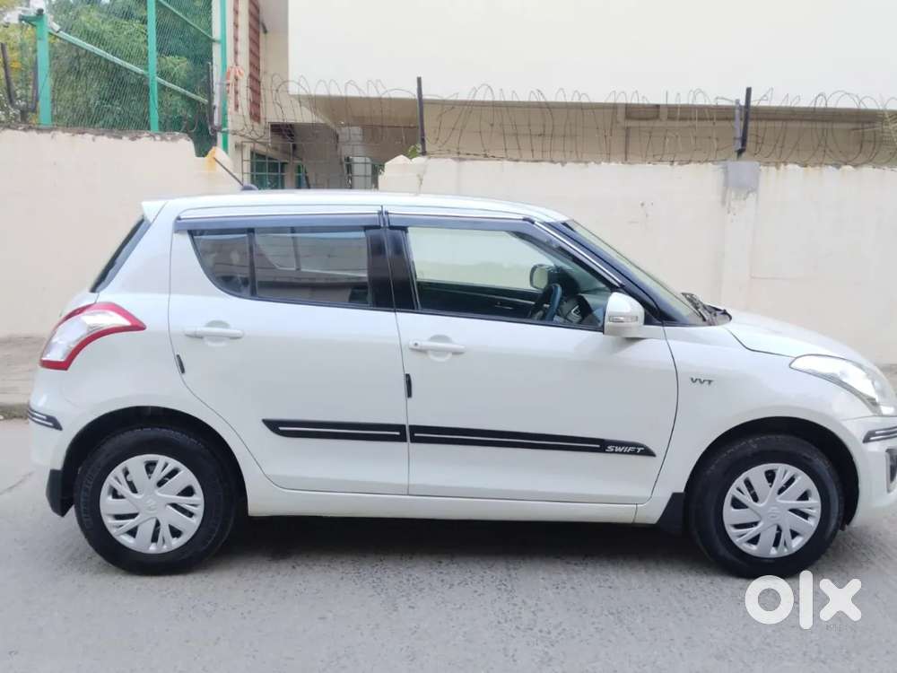 Maruti Suzuki Swift Vxi, 2017, Petrol