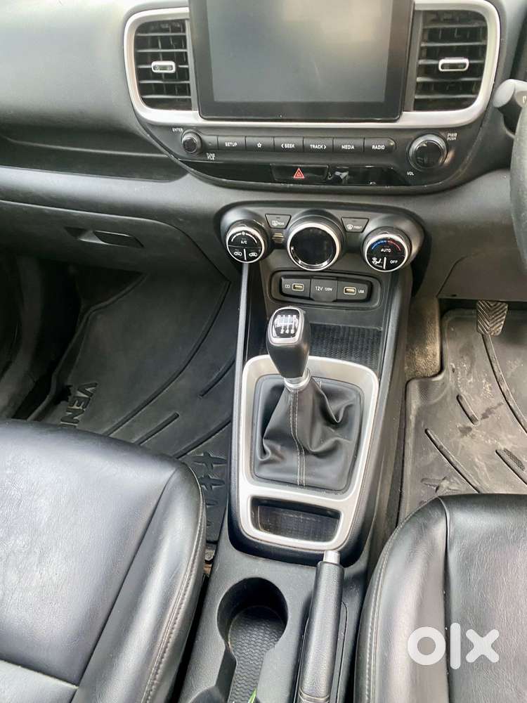Hyundai Venue 1.0l Turbo Gdi Sx Mt, 2022, Petrol