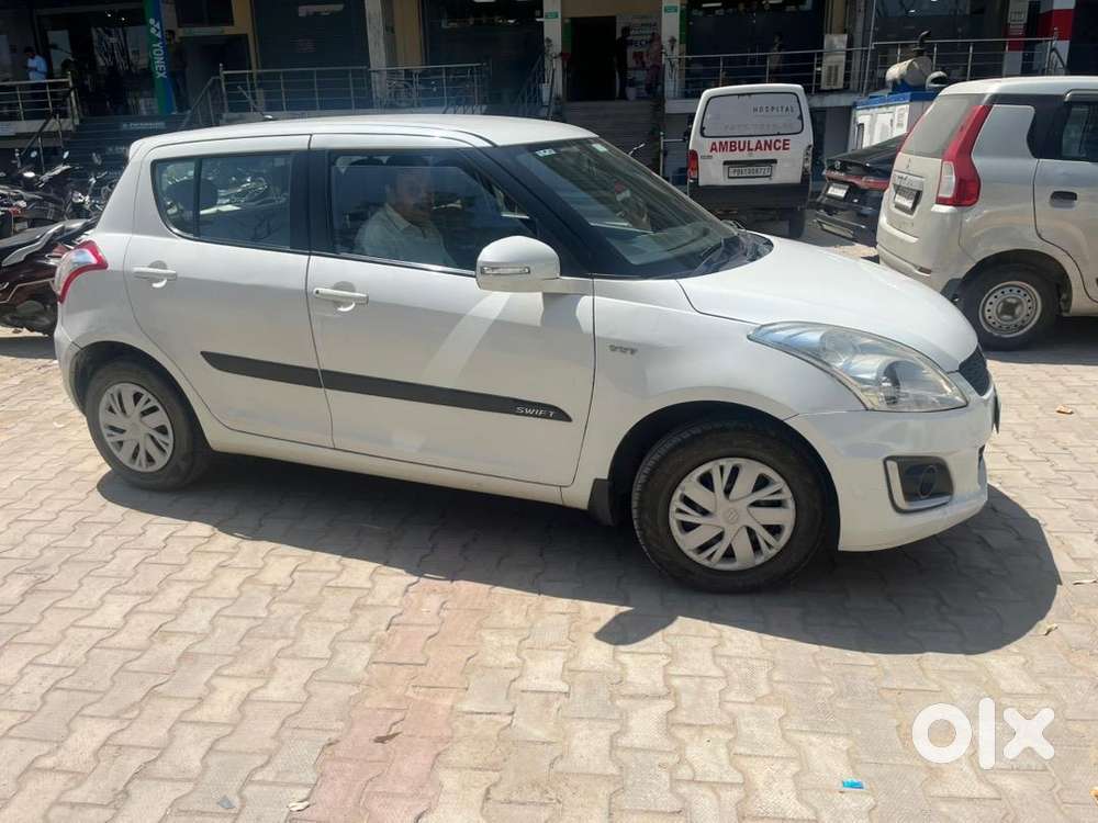 Maruti Suzuki Swift 2017 Petrol Well Maintained