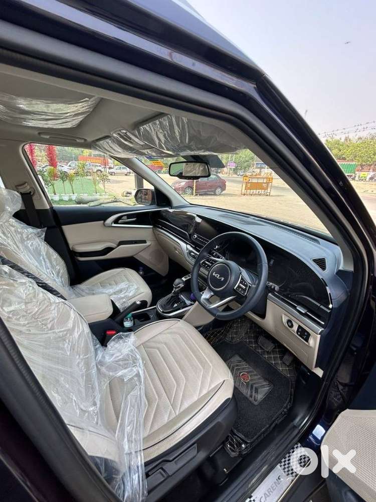 Kia Carens Luxury (o)1.5 Diesel At 7 Str, 2024, Diesel