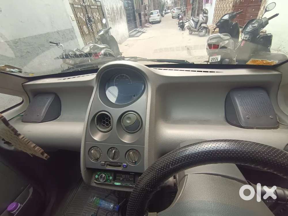 Tata Nano 2011