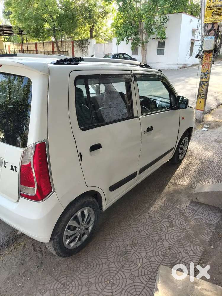 Gadi Complete He Engine Ok He Ac Chalu He Lene Wale Hi Call Kare