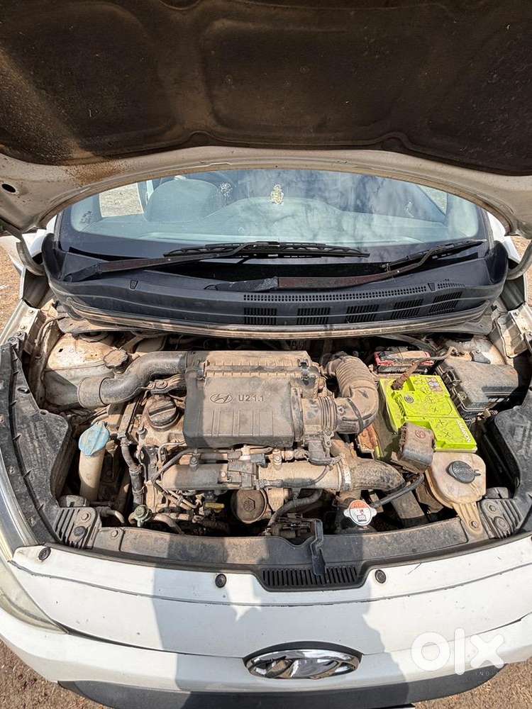 Car Hyundai Xcent 2015 Diesel Well Maintained