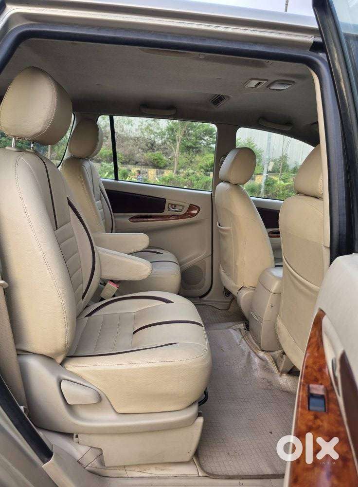 Toyota Innova 2.5 V 7 Str, 2007, Diesel