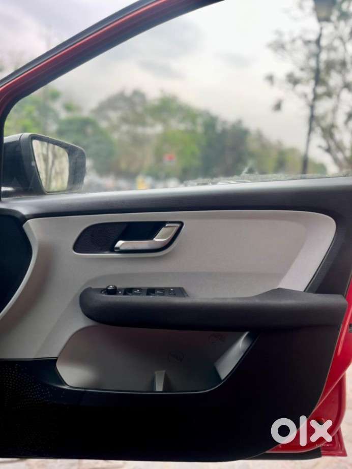Tata Altroz Xz, 2020, Petrol