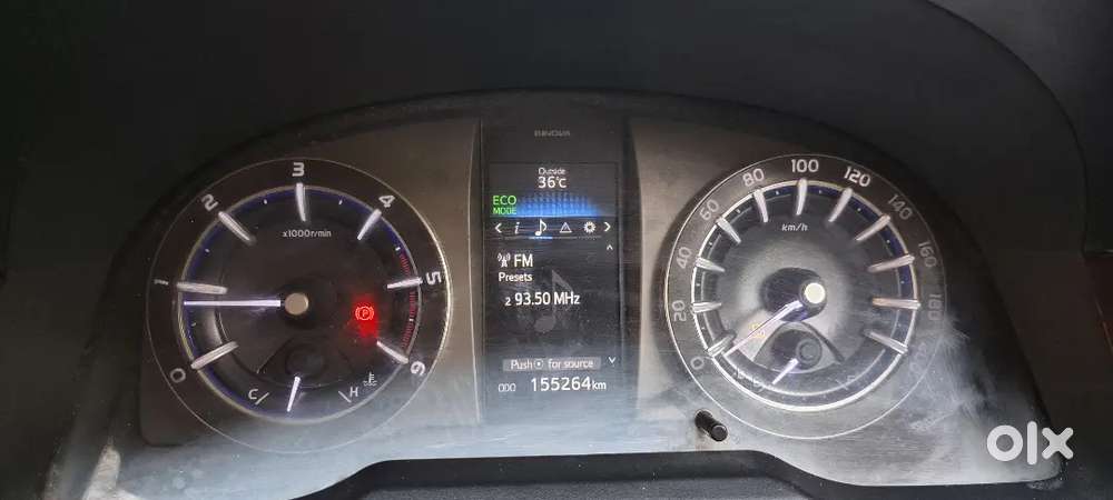 Toyota Innova Crysta 2.4v 2016