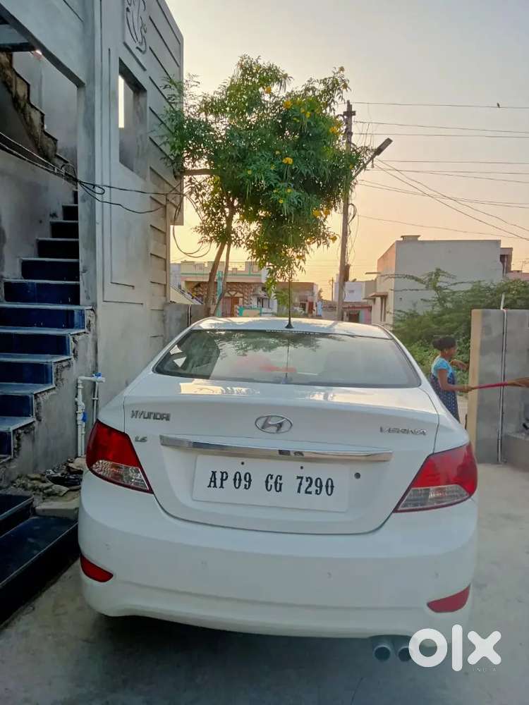 Hyundai Verna 2011 Petrol 95000 Km Driven