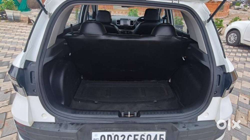 Hyundai Venue 1.2 S (o), 2023, Petrol