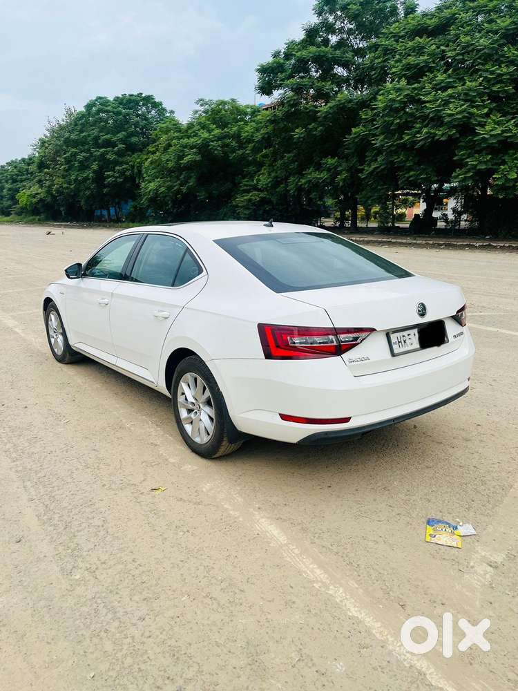 Skoda Superb Lk 1.8 Tsi At, 2018, Petrol