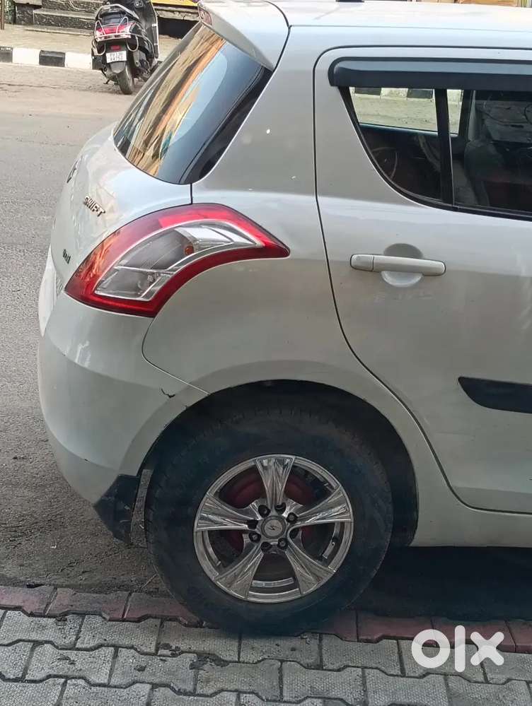 Swift Maruti Suzuki 2012 Diesel Manual Year