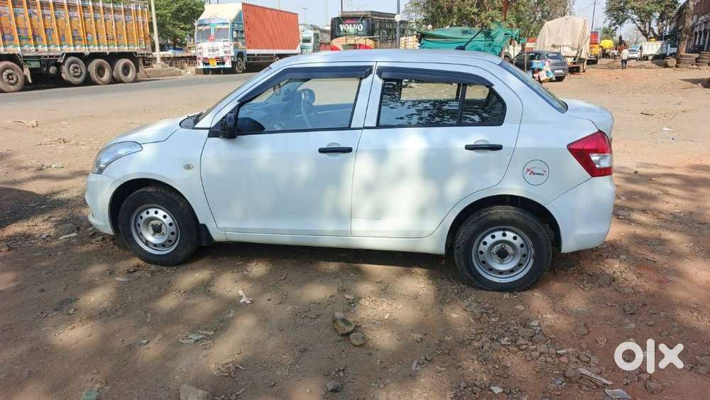 Maruti Suzuki Dzire 1.2 Lxi, 2022, Petrol