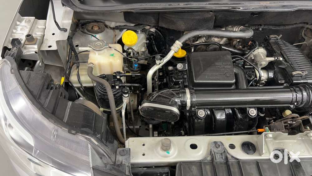 Renault Triber Rxz Easy-r Amt, 2022, Petrol