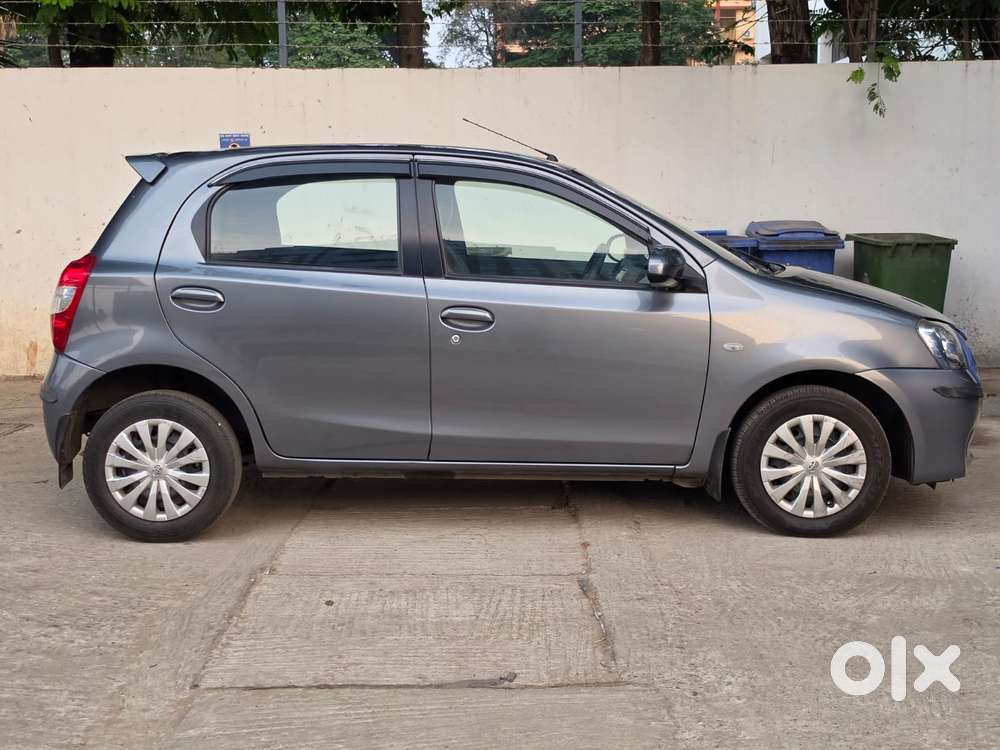 Toyota Etios Liva, 2013, Petrol