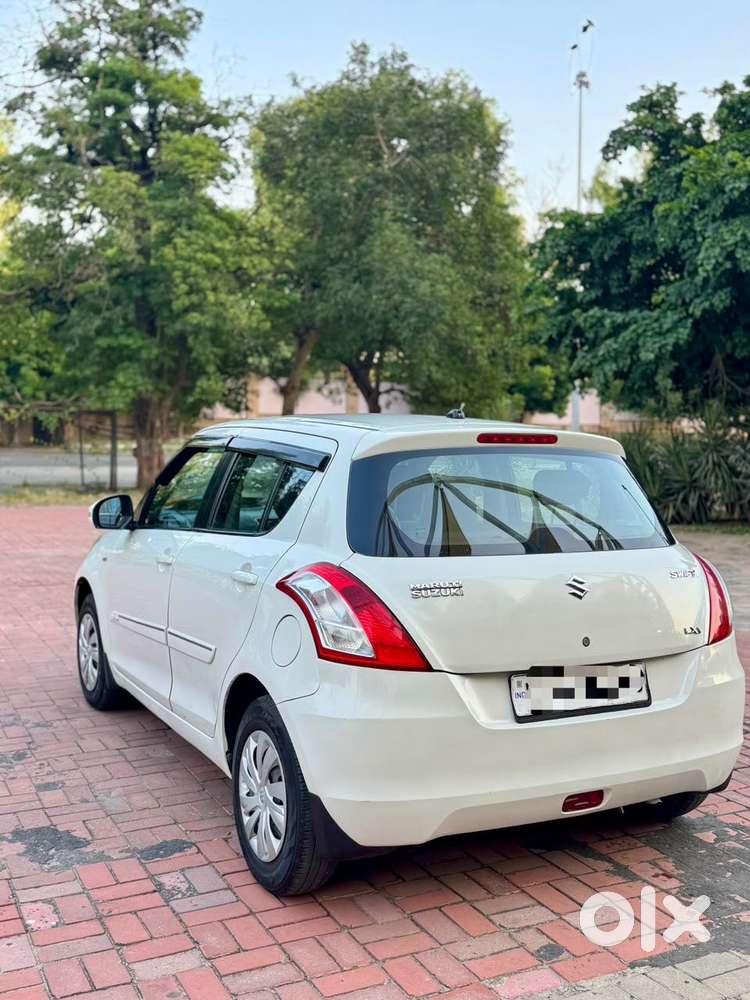 Maruti Suzuki Swift Vxi Cng, 2012, Cng & Hybrids