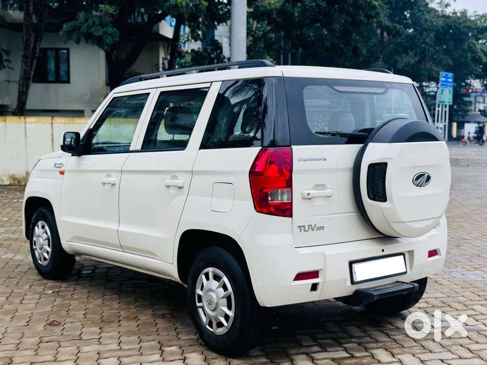 Mahindra Tuv 300 T6 Plus, 2018, Diesel