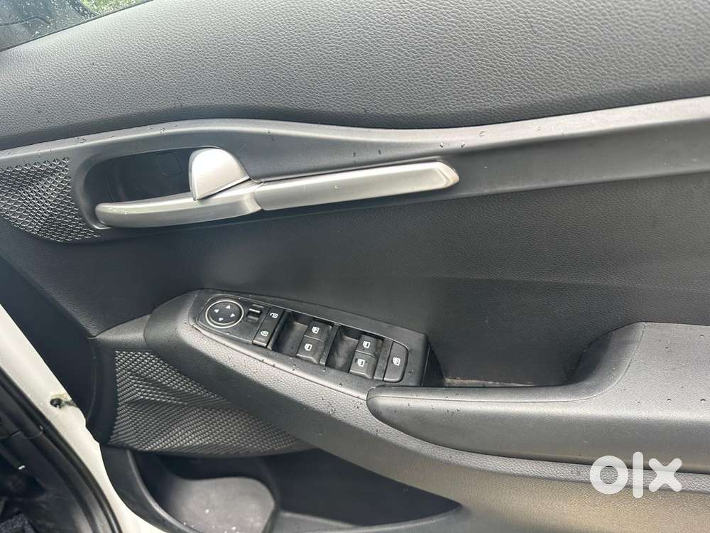 Kia Seltos Htx 1.5 Petrol Mt, 2026, Petrol