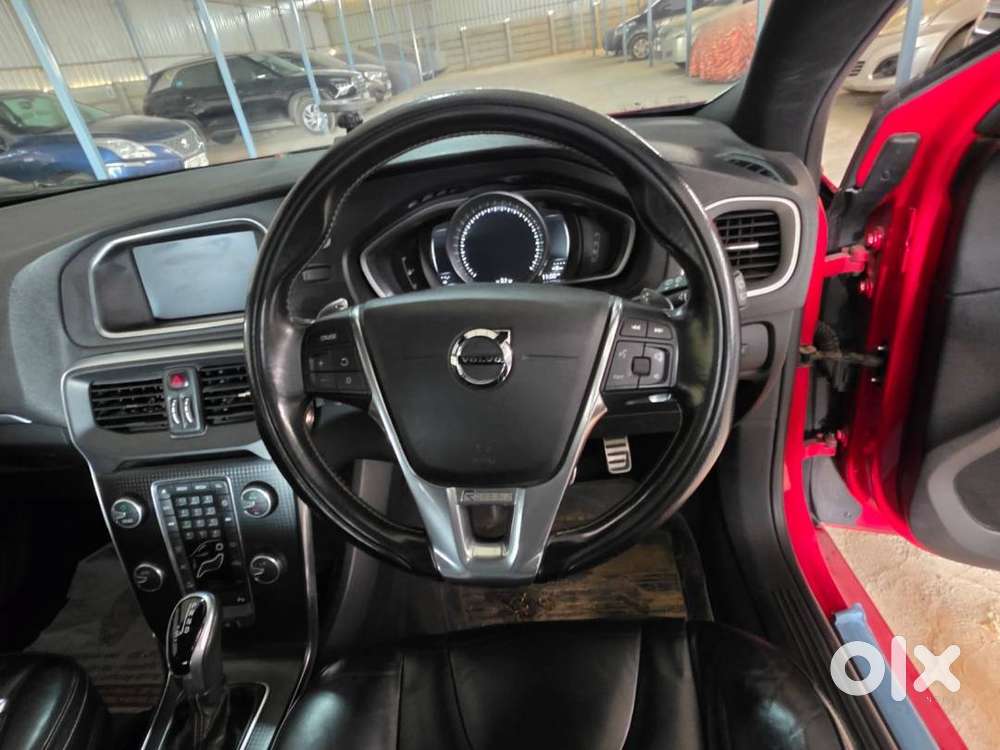 Volvo V40 R3 Design- Diesel Automatic