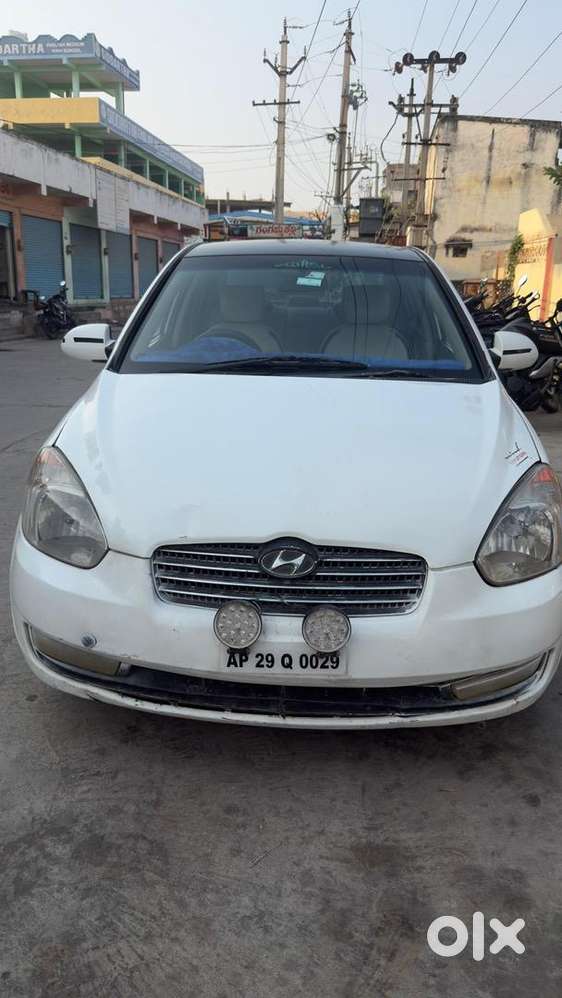 Hyundai Venue 2006 Diesel 220000 Km Driven