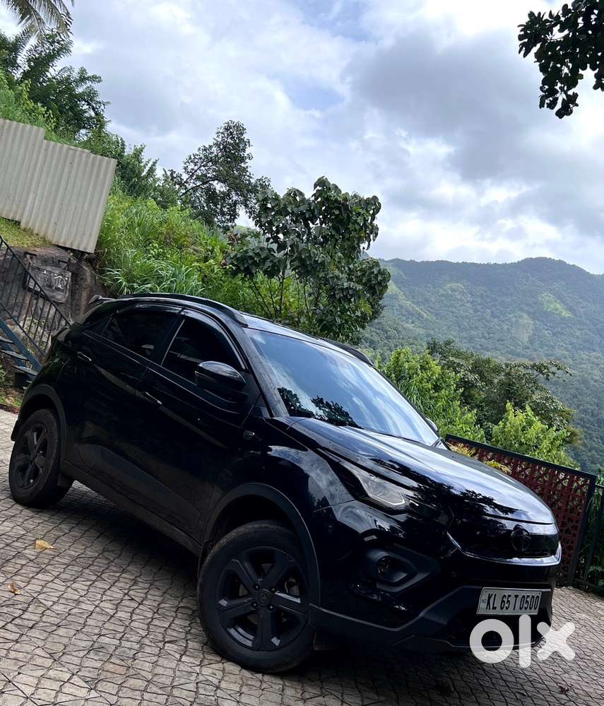 Nexon Petrol Automatic - Dark Edition (xza+o)