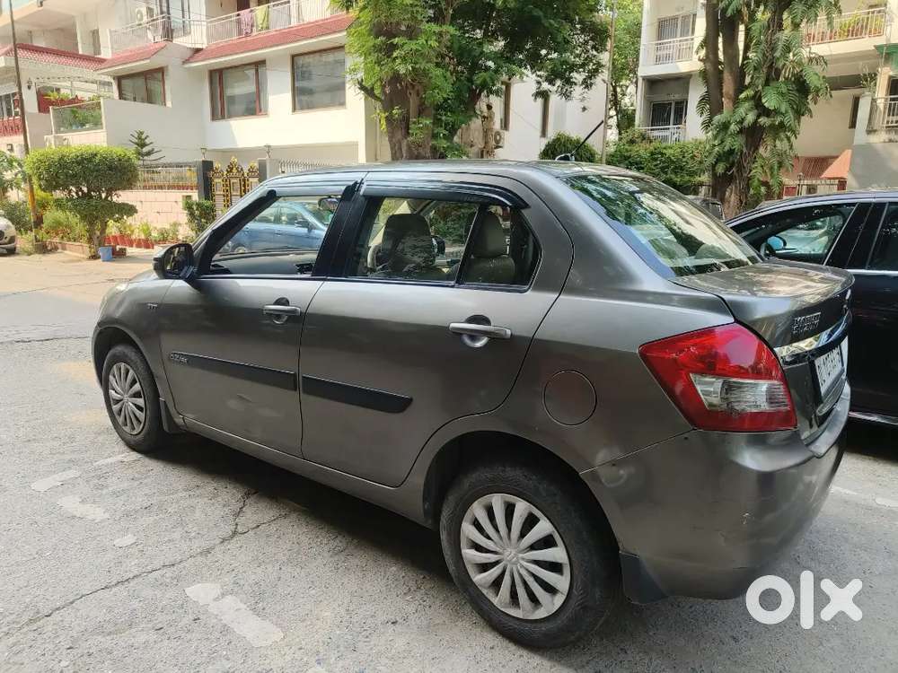 Maruti Suzuki Dzire 2015 Petrol 98500 Km Driven