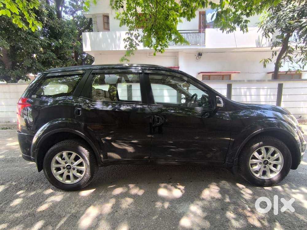 Mahindra Xuv500 W9 At 1.99, 2018, Diesel