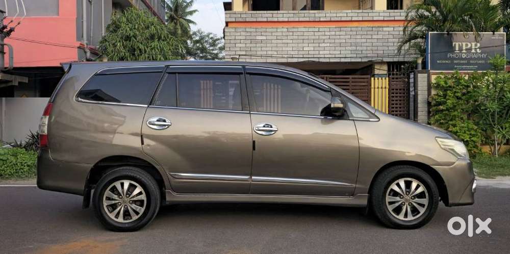 Toyota Innova 2.5 Vx 8 Str, 2015, Diesel