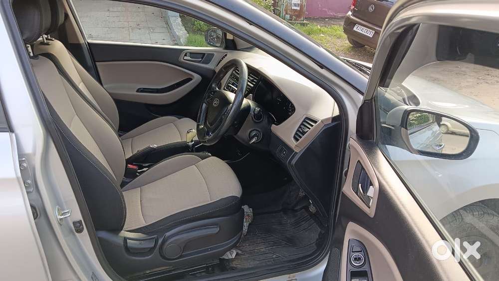 Hyundai I20 Sportz 1.2 Bs-iv, 2015, Petrol