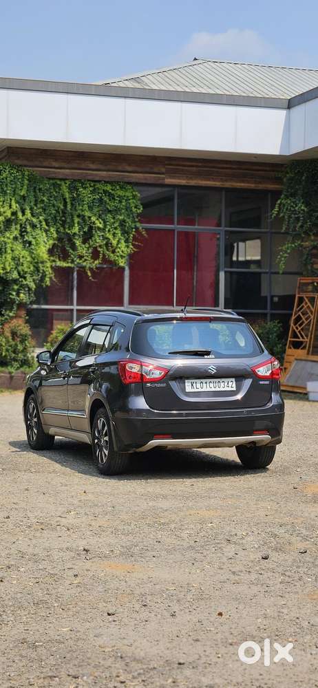 Maruti Suzuki S-cross 1.5 Alpha, 2022, Petrol
