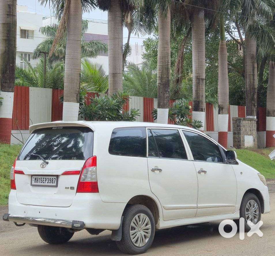 Toyota Innova 2.5 Gx (diesel) 7 Seater Bs Iv, 2014, Diesel