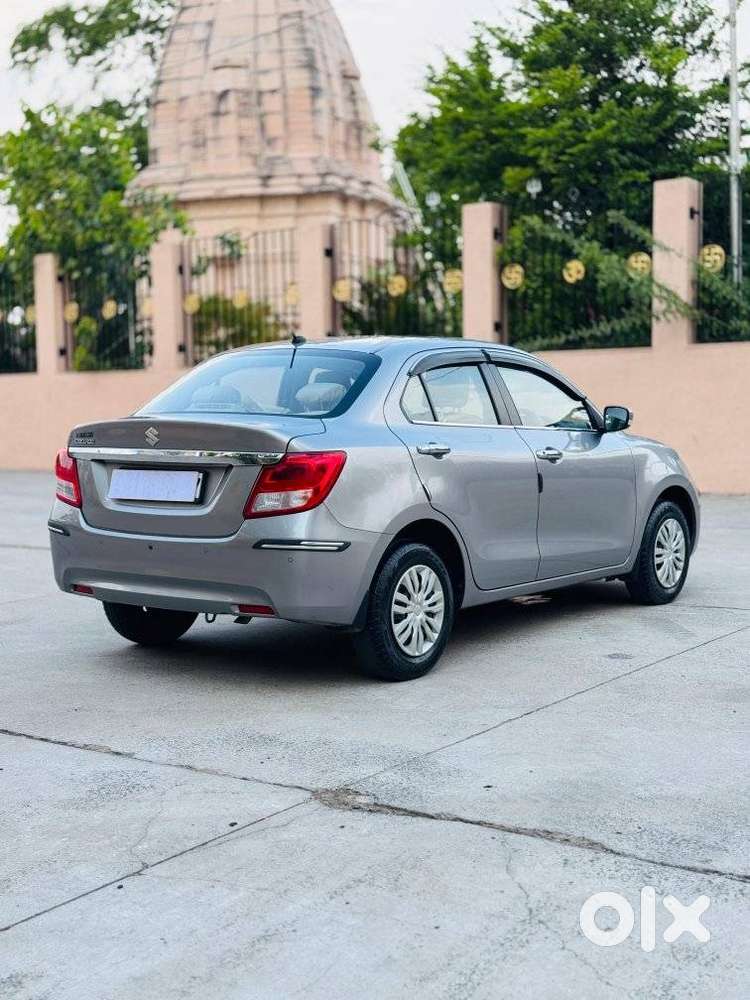 Maruti Suzuki Dzire 1.2 Vxi, 2023, Petrol