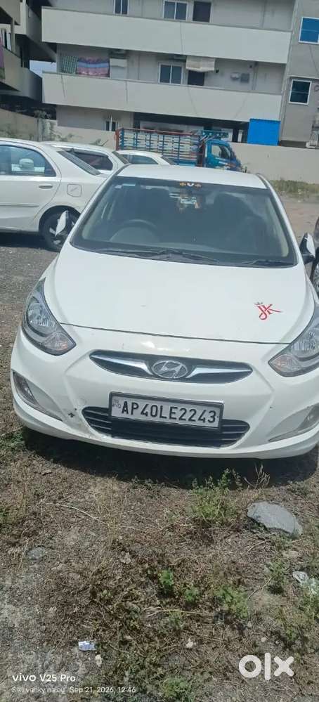Hyundai Verna Fluidic 2011