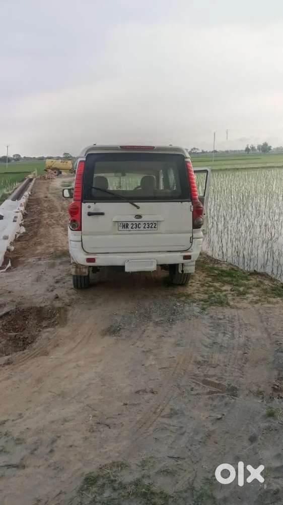 Mahindra Scorpio Classic 2006