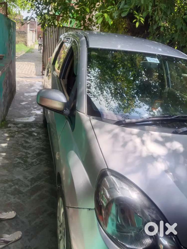 Honda Mobilio Diesel 2016 Model Tyre 95% Condition Better