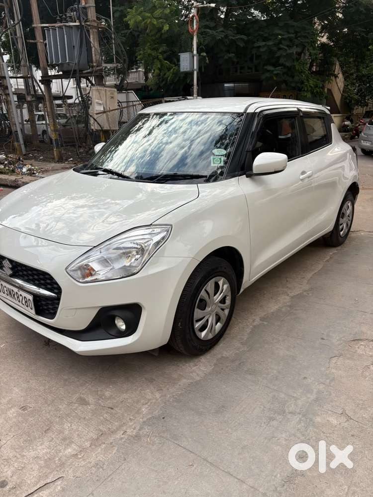 Maruti Suzuki Swift 1.2 Vxi (o), 2023, Petrol