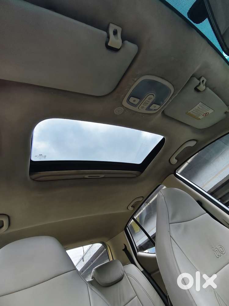 Hyundai I10 Sportz At, 2011, Petrol