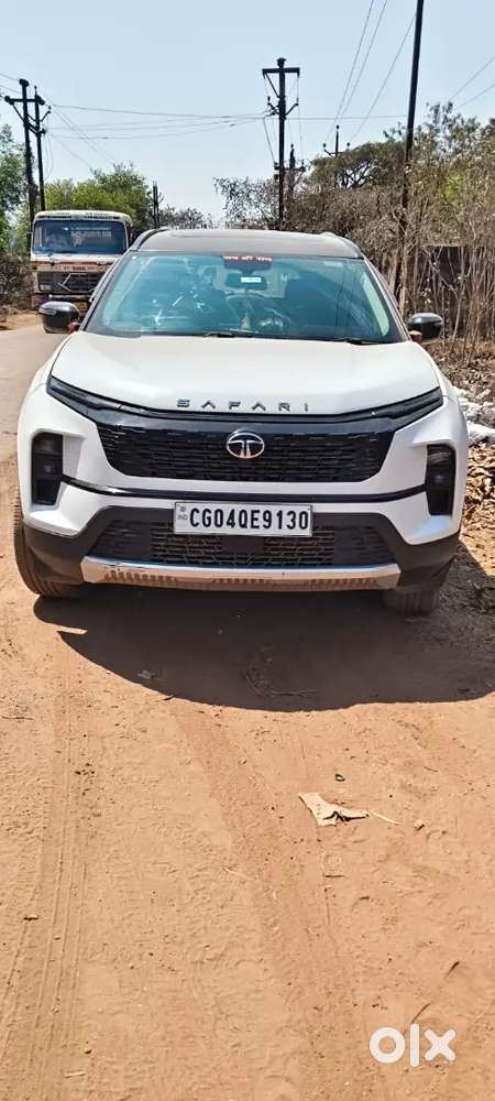 Tata Safari 2025 Diesel 39000 Km Driven