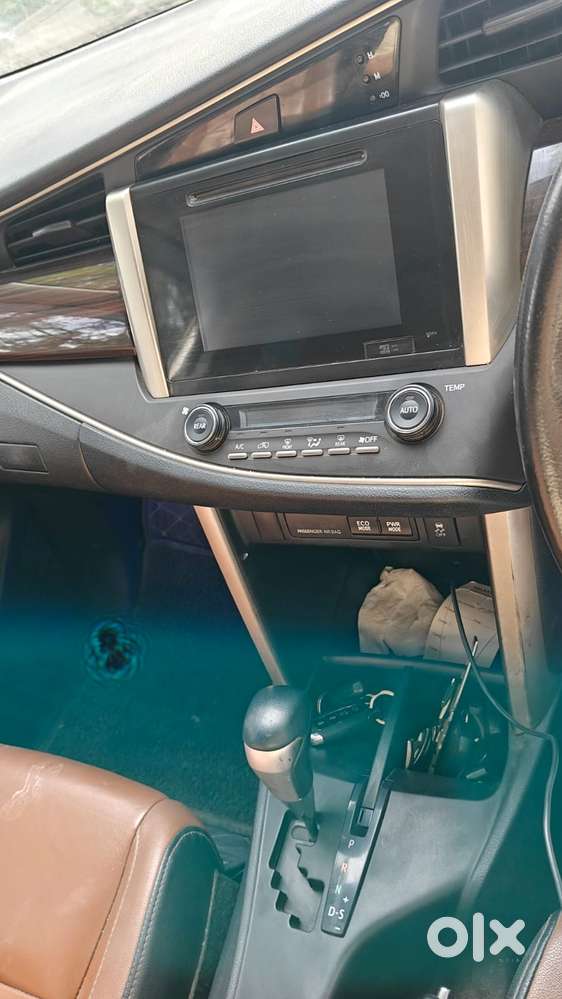 Toyota Innova Crysta 2.8 Z, 2017, Diesel