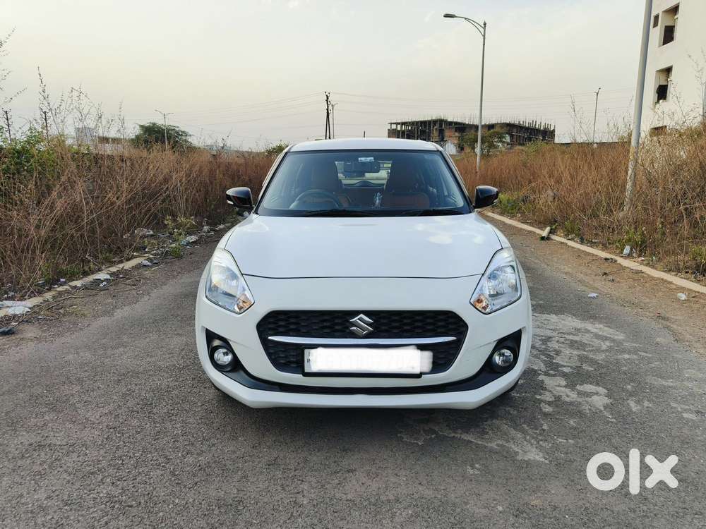 Maruti Suzuki Swift Vxi + Manual, 2023, Petrol