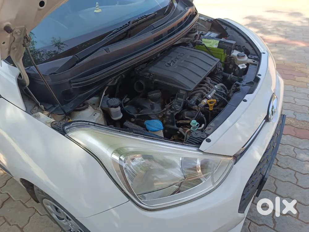 Hyundai Grand I10 2017 Cng & Hybrids 122000 Km Driven