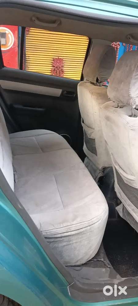 Maruti Suzuki Swift 2006 Petrol 77500 Km Driven
