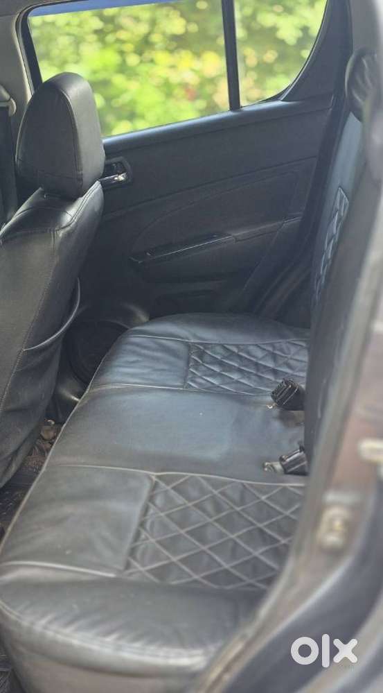 Maruti Suzuki Swift Vxi 1.2 Abs Bs-iv, 2015, Petrol
