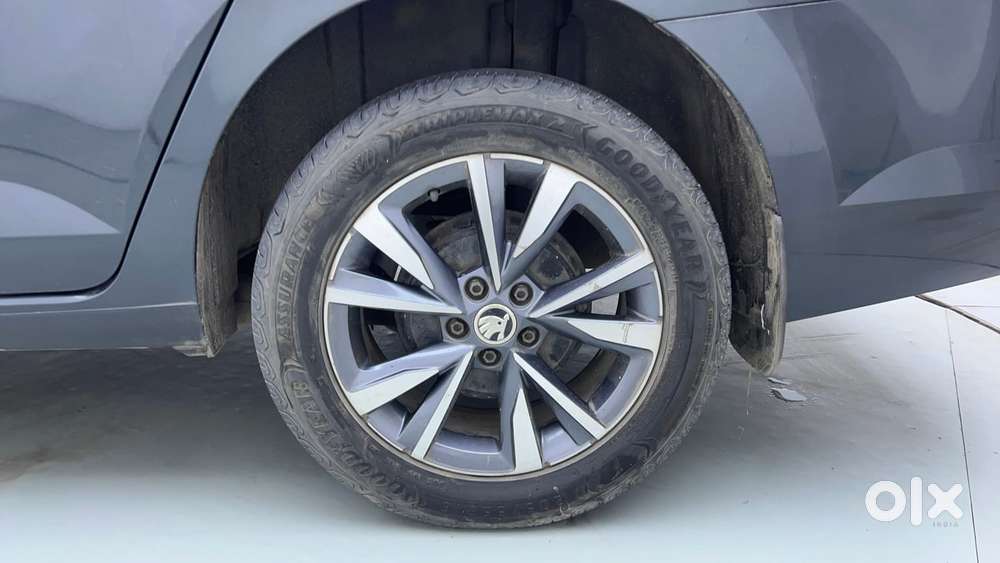 Skoda Slavia Style 1.5l Tsi Dsg, 2022, Petrol