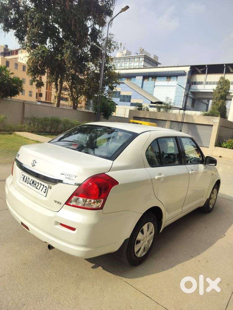 Maruti Suzuki Swift Dzire 1.2 Vxi Bsiv, 2010, Petrol
