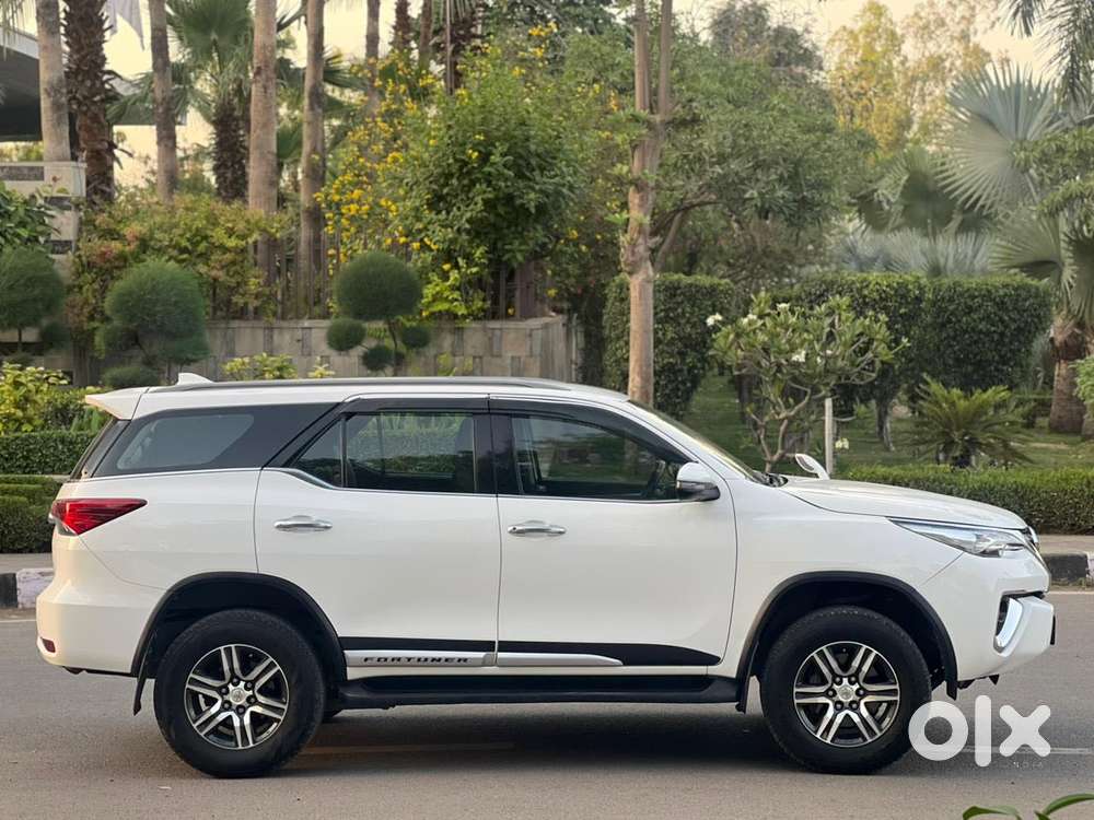 Toyota Fortuner 4x2 At 2.8 Diesel, 2019, Diesel