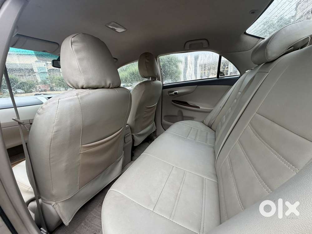 Toyota Corolla Altis, 2011, Petrol