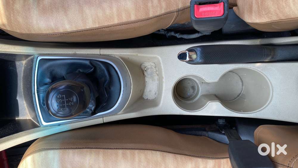 Hyundai Verna Fluidic 1.6 Vtvt Sx, 2014, Petrol
