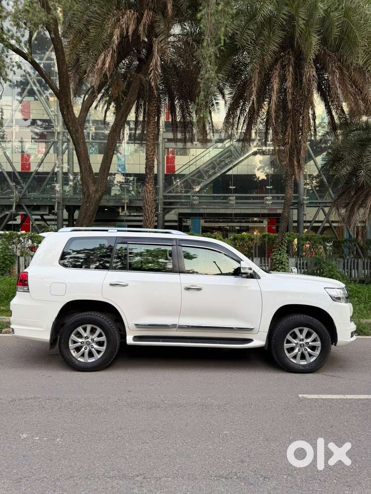 Toyota Land Cruiser 3.3 Zx Diesel, 2017, Diesel